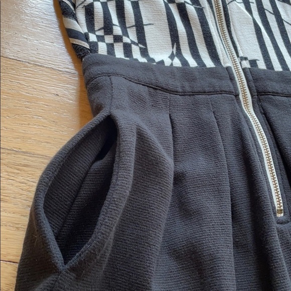 Anthropologie dress, black and white, size 0 - Picture 13 of 13